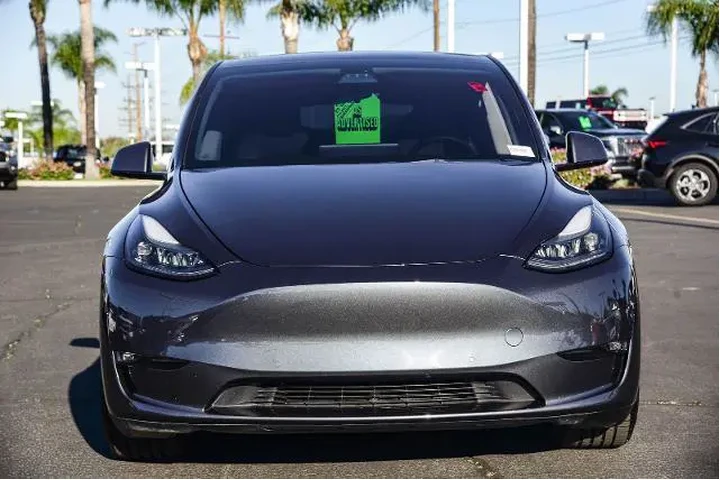 $29995 : Tesla Model Y 2022 AWD Perfo image 2