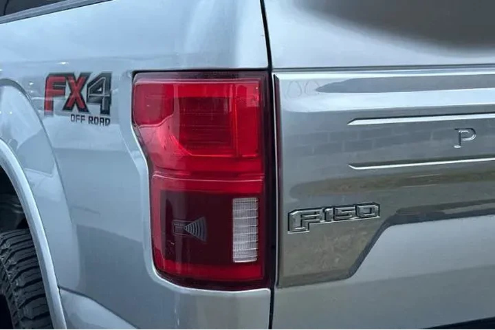 $34995 : Ford F-150 2018 4x4 Platinum image 8