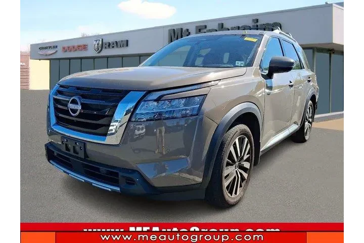 $39830 : Nissan Pathfinder 2024 AWD P image 1
