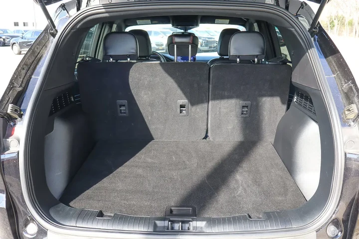 $24988 : 2025 Escape ST-Line AWD image 9