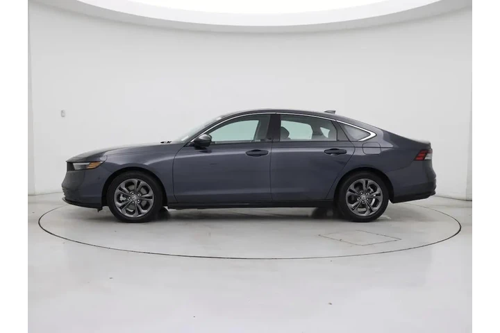 $29998 : Honda Accord Hybrid 2024 EX- image 3