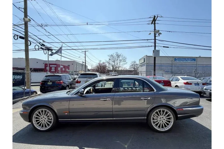 $9899 : 2005 XJR image 7