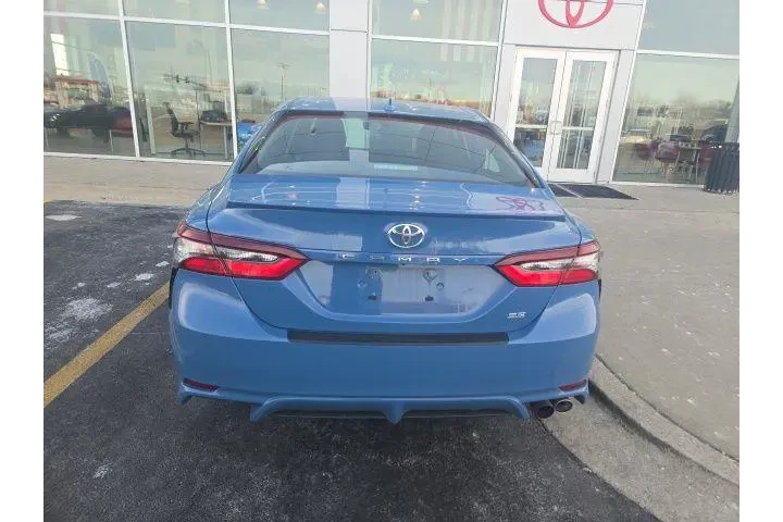 $23491 : Toyota Camry 2024 SE 4dr Sed image 5
