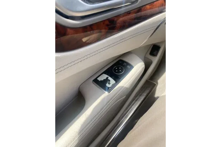 $25752 : Mercedes-Benz SL-Class 2015 image 7