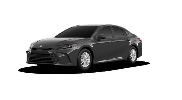 $31780 : Camry LE image 1