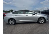 $10998 : Chevrolet Cruze 2019 LT 4dr thumbnail