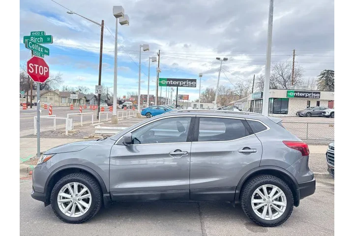 $13995 : 2017 Rogue Sport SV image 3