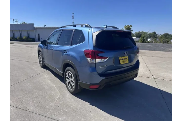 $18900 : 2021 Forester Premium image 5