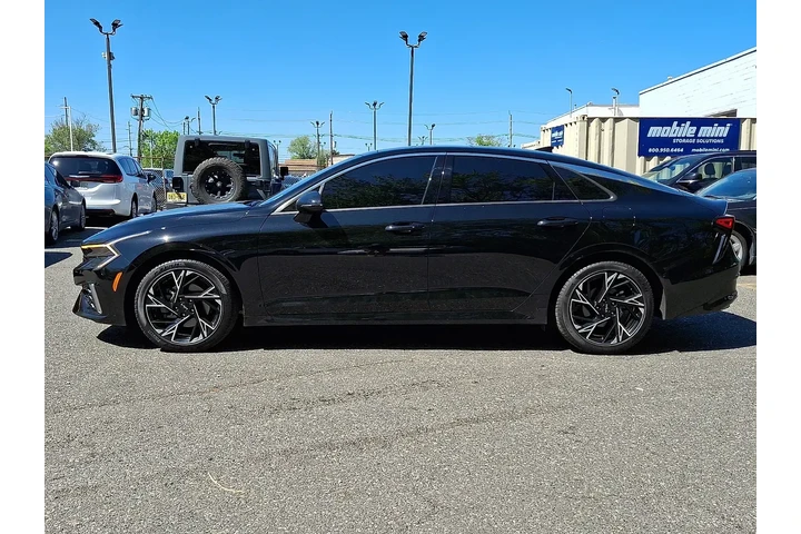 $28028 : Kia K5 2025 GT-Line 4dr Seda image 2