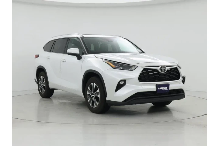 $37998 : Toyota Highlander 2022 XLE 4 image 1