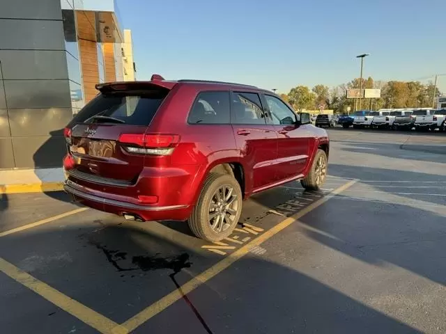 $25980 : Pre-Owned 2019 Grand Cherokee image 4