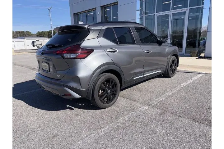 $18449 : Nissan Kicks 2021 SR 4dr Cro image 5