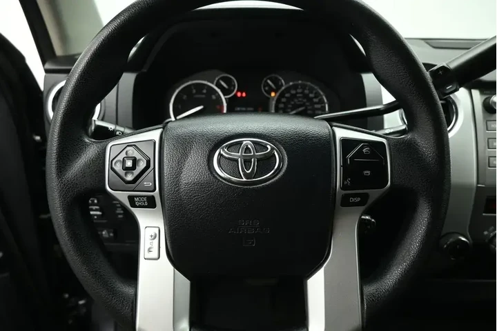 $36947 : Toyota Tundra 2017 4x4 SR5 4 image 10