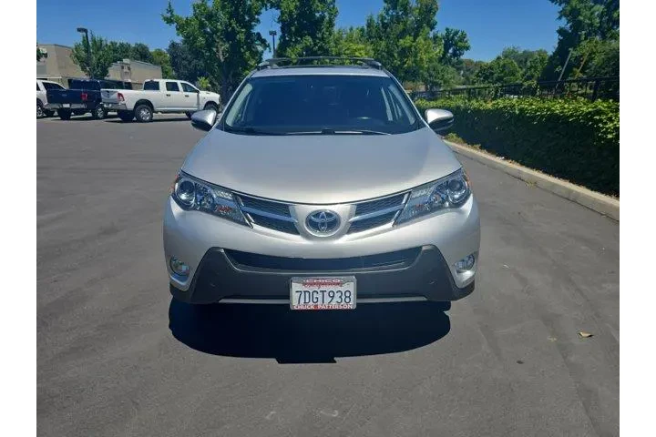 $14995 : Toyota RAV4 2013 AWD XLE 4dr image 2