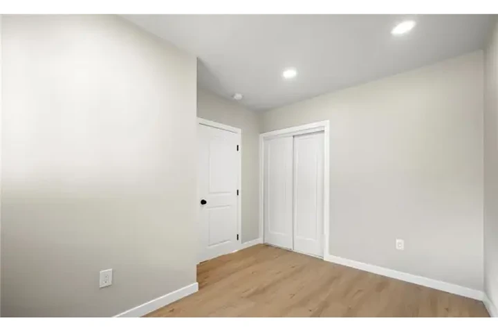 $1000 : espaciosa casa una sola planta image 6