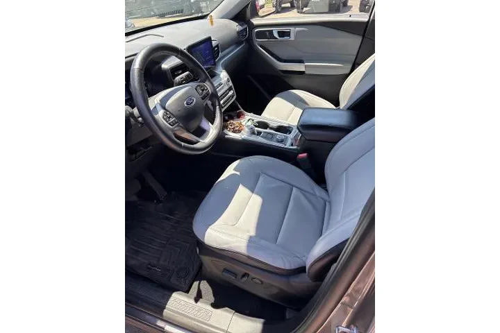 $26000 : Ford Explorer 2021 AWD XLT 4 image 6