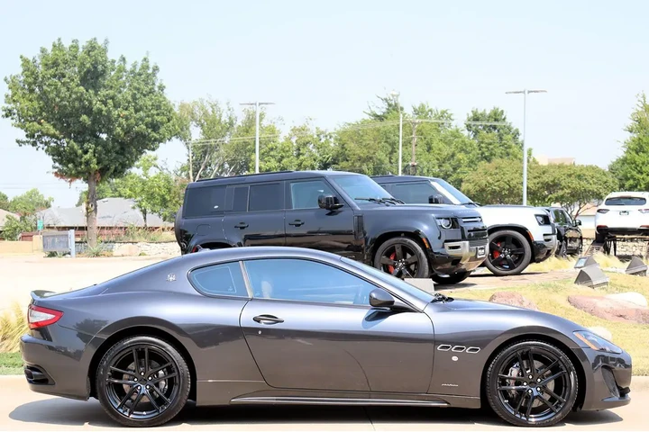 $32560 : 2015 GranTurismo Sport image 8