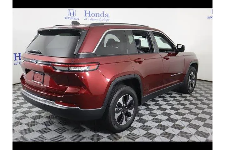 $28875 : Jeep Grand Cherokee 2023 4x4 image 7