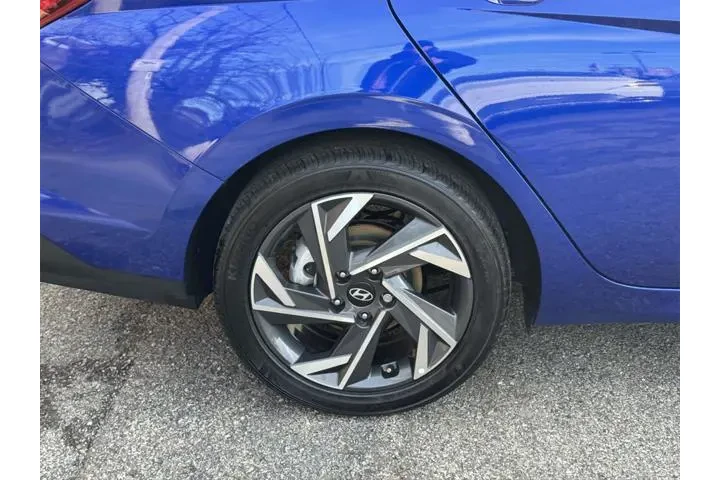 $23300 : Hyundai ELANTRA 2025 SEL Spo image 9