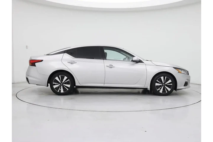 $18998 : Nissan Altima 2020 2.5 SV 4d image 7