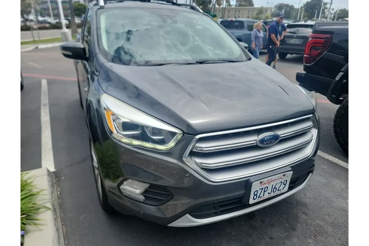 $12277 : Ford Escape 2017 AWD Titaniu image 3