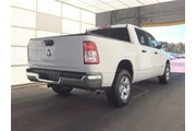 $23800 : Ram 1500 2023 4x2 Big Horn 4 thumbnail
