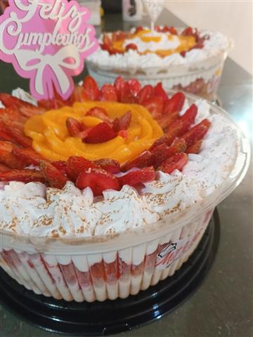 $25 : Torta tres leches image 1