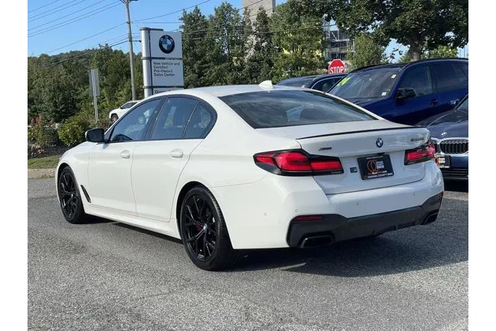 $64177 : BMW 5 Series 2023 AWD M550i image 5