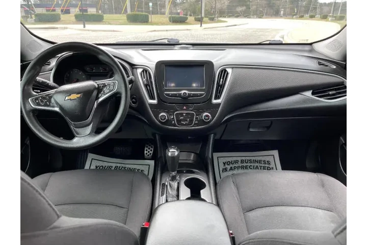 $6999 : 2017 Malibu LS image 4