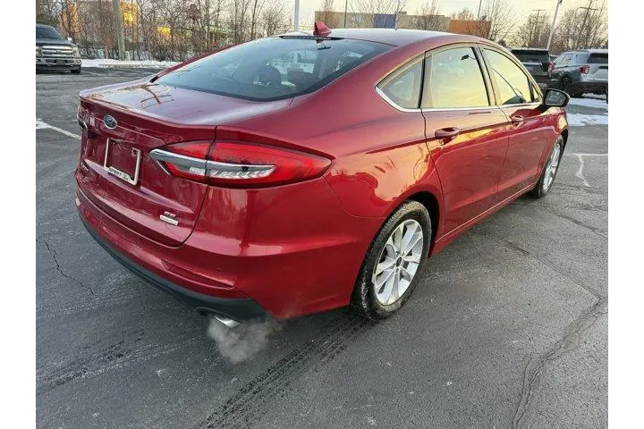 $14891 : Ford Fusion 2020 SE 4dr Seda image 8