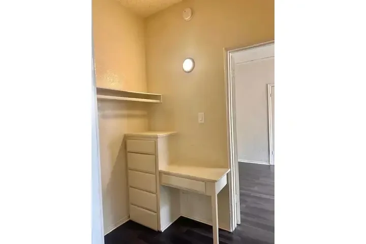 $1850 : OPEN HOUSE - 26 Y 27 DE JULIO image 6