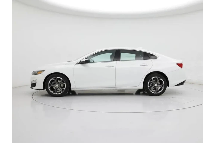 $21998 : Chevrolet Malibu 2024 LT 4dr image 3