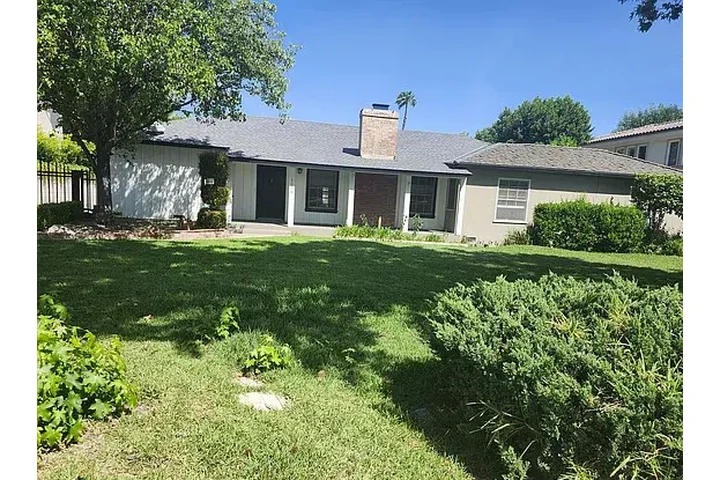$1498 : *IMMEDIATE OCCUPANCY* image 1
