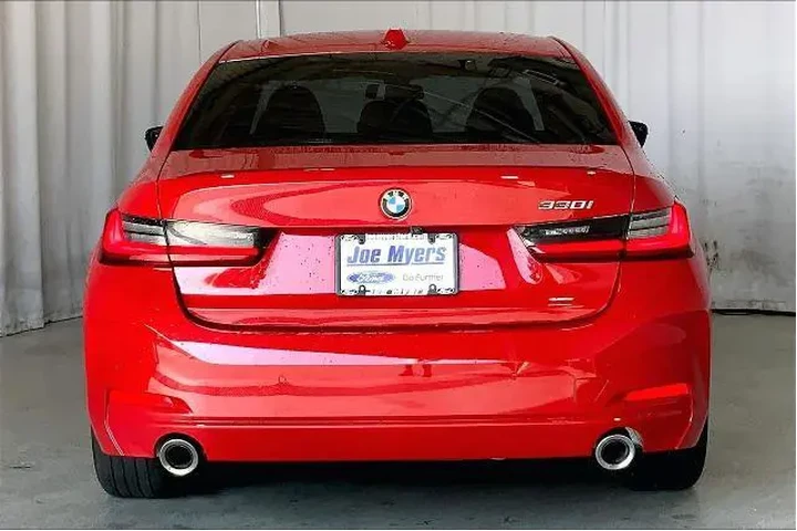 $36351 : BMW 3 Series 2024 330i 4dr S image 4