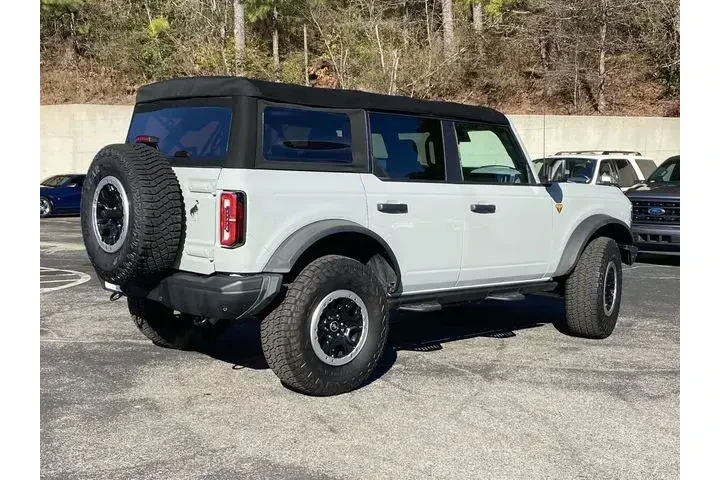 $39991 : Ford Bronco 2022 4x4 Base Ad image 3