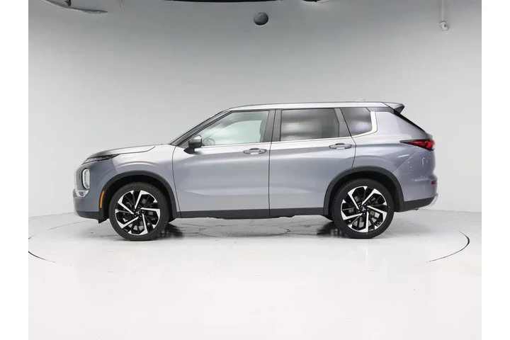 $23998 : Mitsubishi Outlander 2024 AW image 3