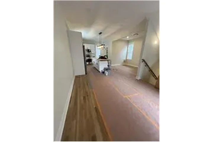 $4500 : Rental property with 3 bedro image 3