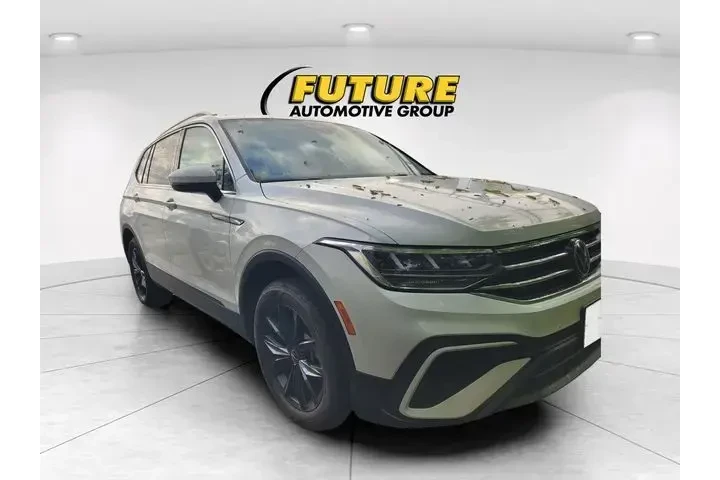 $23888 : Volkswagen Tiguan 2023 SE 4d image 1