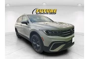 Volkswagen Tiguan 2023 SE 4d
