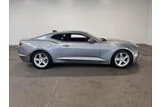 $24996 : Chevrolet Camaro 2023 LT 2dr thumbnail