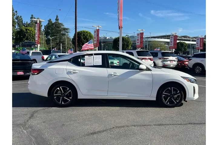 $19998 : Nissan Sentra 2024 SV 4dr Se image 6