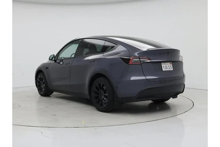 $37998 : Tesla Model Y 2023 AWD Long image 2