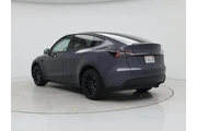 $37998 : Tesla Model Y 2023 AWD Long thumbnail