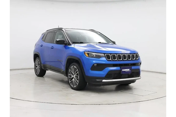 $18998 : Jeep Compass 2023 4x4 Limite image 1
