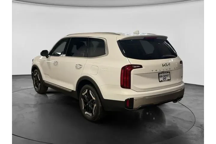 $32246 : Kia Telluride 2023 AWD S 4dr image 7