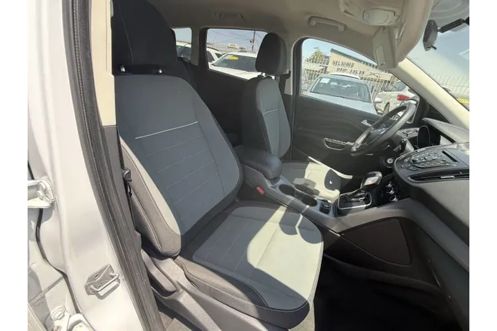 $7900 : 2014 Escape SE image 8