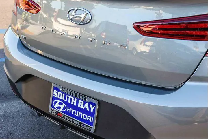 $9798 : Hyundai ELANTRA 2019 SE 4dr image 7