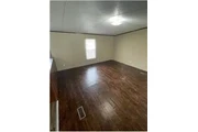 $1100 : Rental property with 3 bedro thumbnail