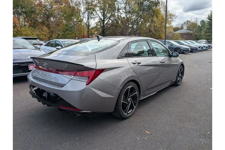 $22544 : Hyundai ELANTRA 2023 N Line image 3