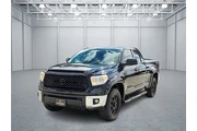Toyota Tundra 2017 4x4 SR 4d